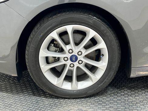 Used 2020 Ford Fusion Energi Titanium image 35