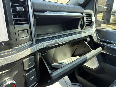 Used 2026 Ford F350 Platinum image 35