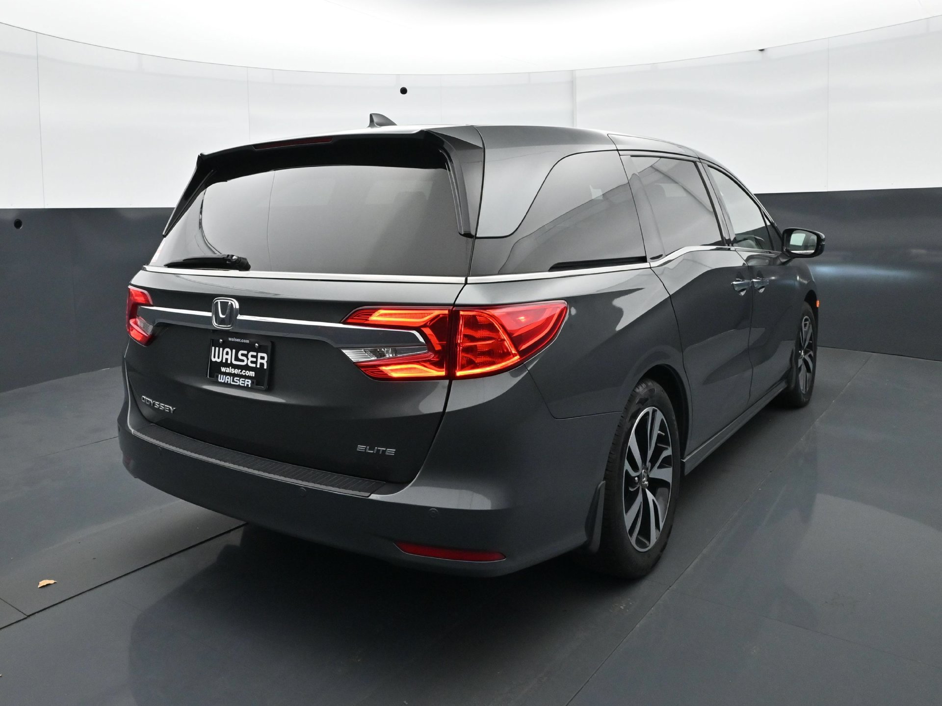 Used 2019 Honda Odyssey Elite image 6