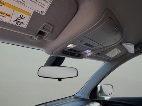 Used 2019 Chevrolet Equinox LT image 27