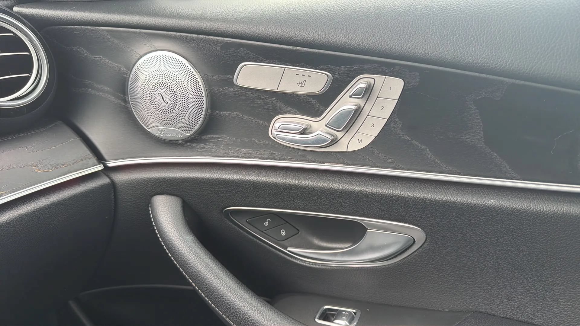 Used 2017 Mercedes-Benz E 300 image 15