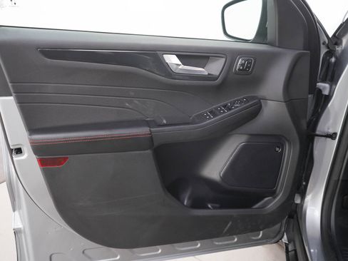 Used 2023 Ford Escape ST-Line Elite w/ Premium Technology Package AWD/4WD image 21
