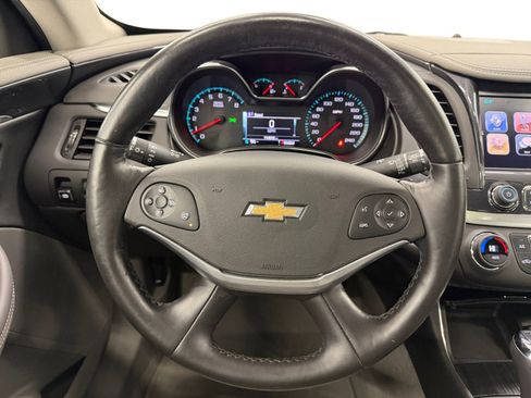 Used 2018 Chevrolet Impala LT image 16