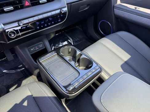 Used 2025 Hyundai Ioniq 5 Limited AWD/4WD image 18