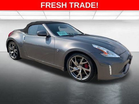Used 2013 Nissan 370Z Touring w/ Sport Pkg RWD image 7