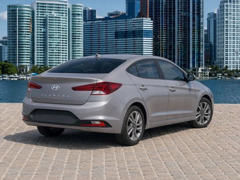Used 2020 Hyundai Elantra SEL FWD image 7