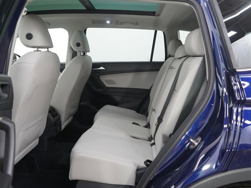 Used 2021 Volkswagen Tiguan S image 17