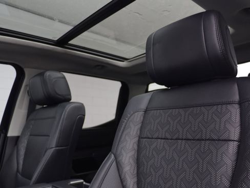 Used 2024 Toyota Tundra Limited image 15