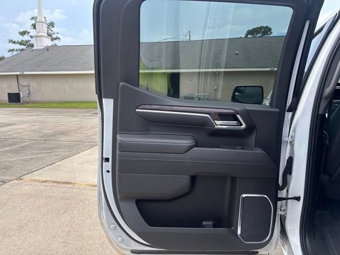 Used 2025 GMC Sierra 1500 SLT RWD image 14
