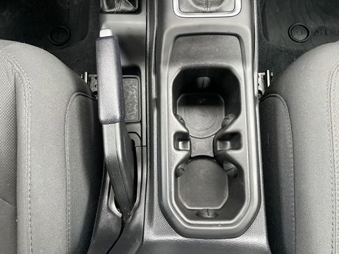 Used 2023 Jeep Wrangler Sport S image 14