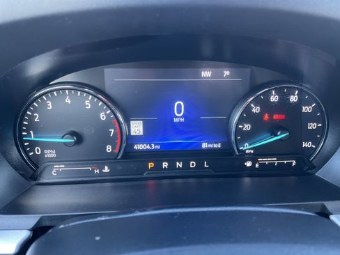 Used 2022 Ford Explorer XLT w/ Equipment Group 202A image 24