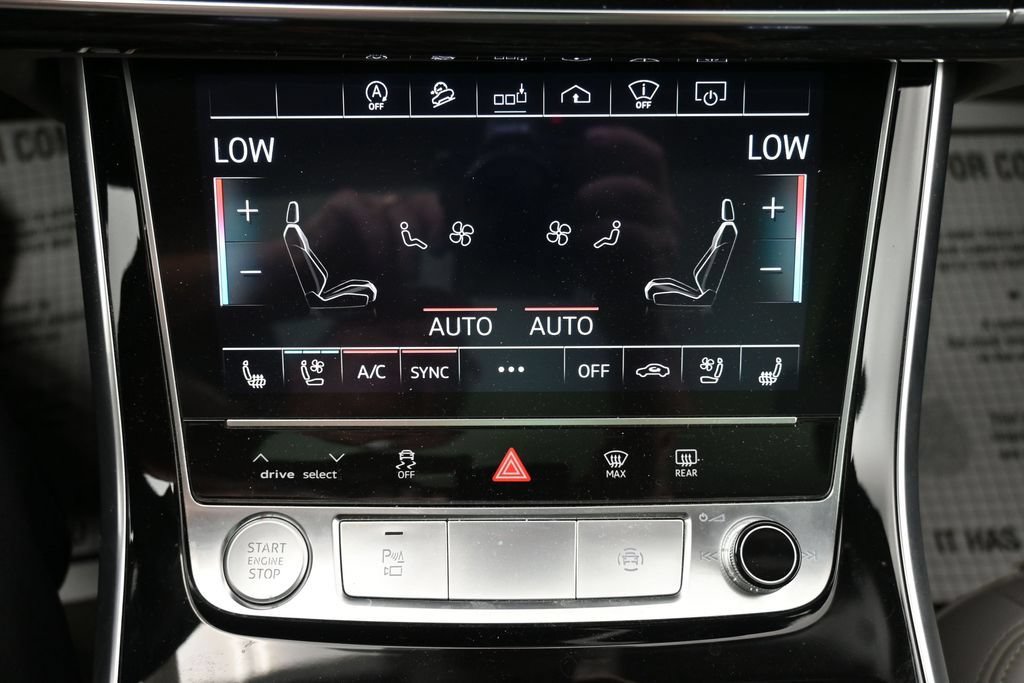 Used 2020 Audi Q7 3.0T Prestige w/ Prestige Package AWD/4WD image 17