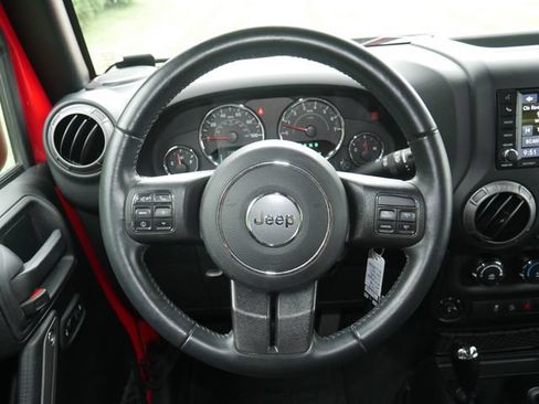 Used 2018 Jeep Wrangler Unlimited Sport S AWD/4WD image 11