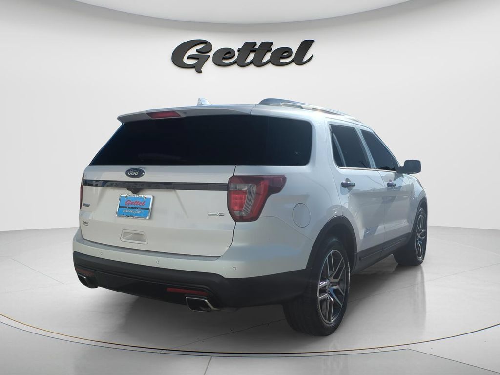 Used 2017 Ford Explorer Sport AWD/4WD image 5