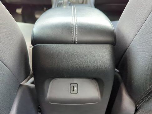 Used 2024 Nissan Sentra SV image 19