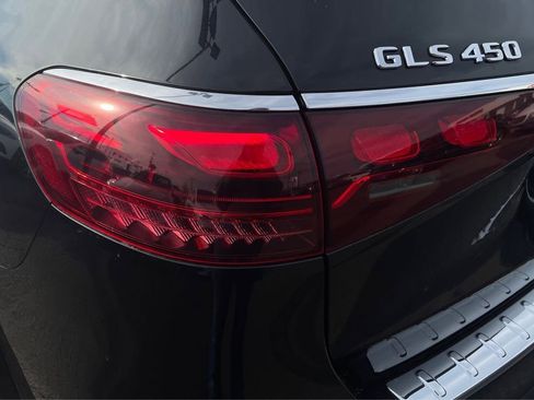 New 2024 Mercedes-Benz GLS 450 4MATIC image 19