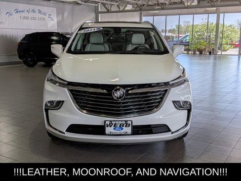 Used 2023 Buick Enclave Essence w/ Experience Buick Package image 3