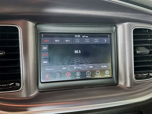 Used 2022 Dodge Charger SXT image 17