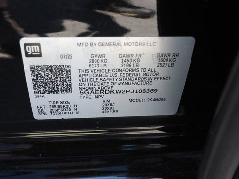 Used 2023 Buick Enclave Avenir w/ Avenir Technology Package FWD image 32