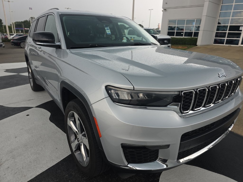Used 2021 Jeep Grand Cherokee L Limited RWD image 9