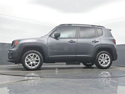 Used 2022 Jeep Renegade Latitude image 47
