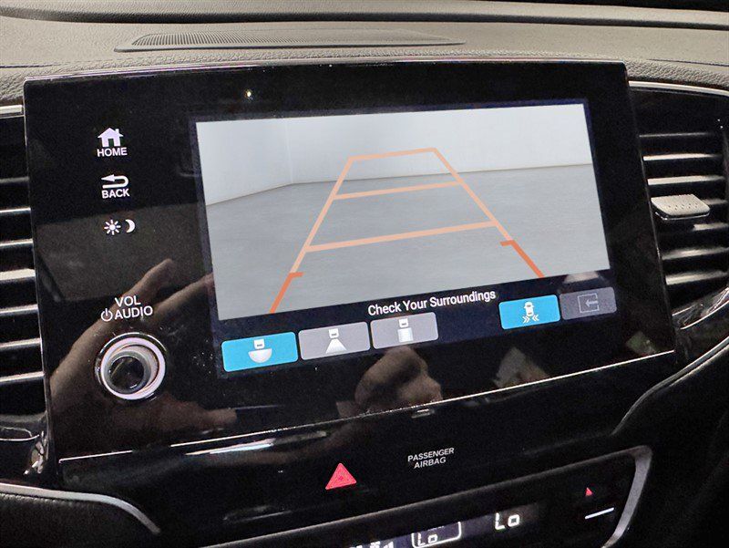 Used 2023 Honda Passport Elite image 17