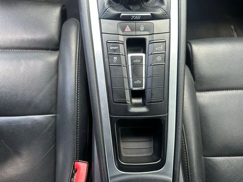 Certified 2017 Porsche 718 Boxster image 23