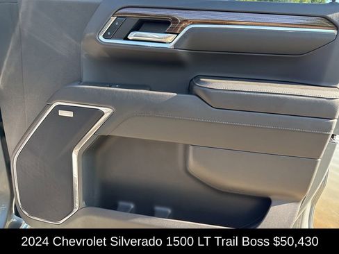 Used 2024 Chevrolet Silverado 1500 LT Trail Boss w/ Convenience Package II image 19