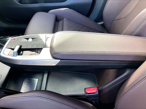 Used 2024 BMW X1 M35i w/ M Sport Professional Package image 17