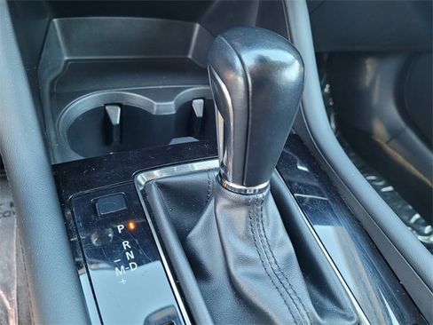 Used 2022 MAZDA MAZDA3 s image 22