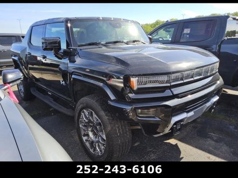 Used 2025 GMC Hummer EV 3X AWD/4WD image 3