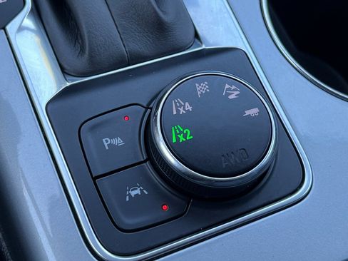 Used 2021 Chevrolet Blazer LT image 29