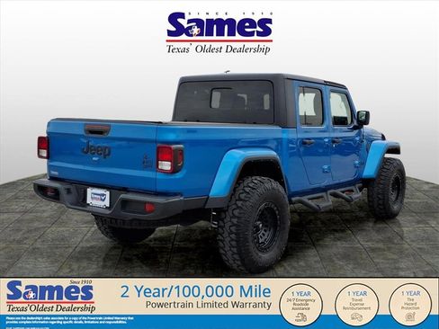 Used 2022 Jeep Gladiator Willys image 8