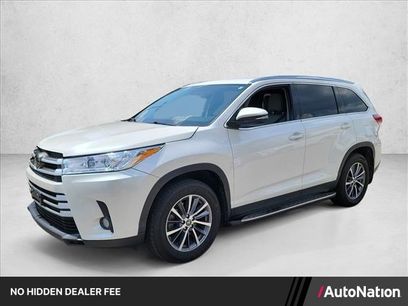 Used 2019 Toyota Highlander XLE