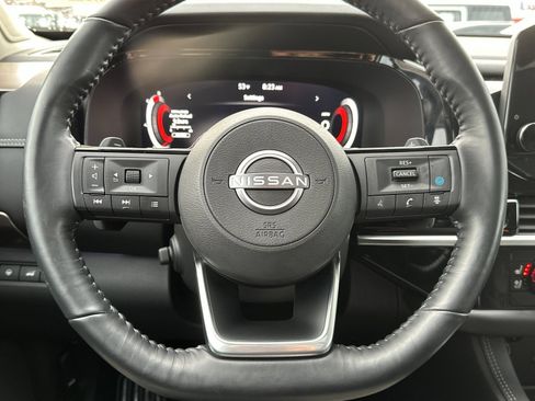 Used 2023 Nissan Pathfinder Platinum w/ Cargo Package image 25