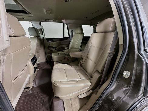 Used 2020 GMC Yukon SLT w/ HD Trailering Package image 30