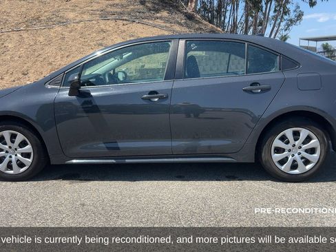 Used 2024 Toyota Corolla LE FWD image 9