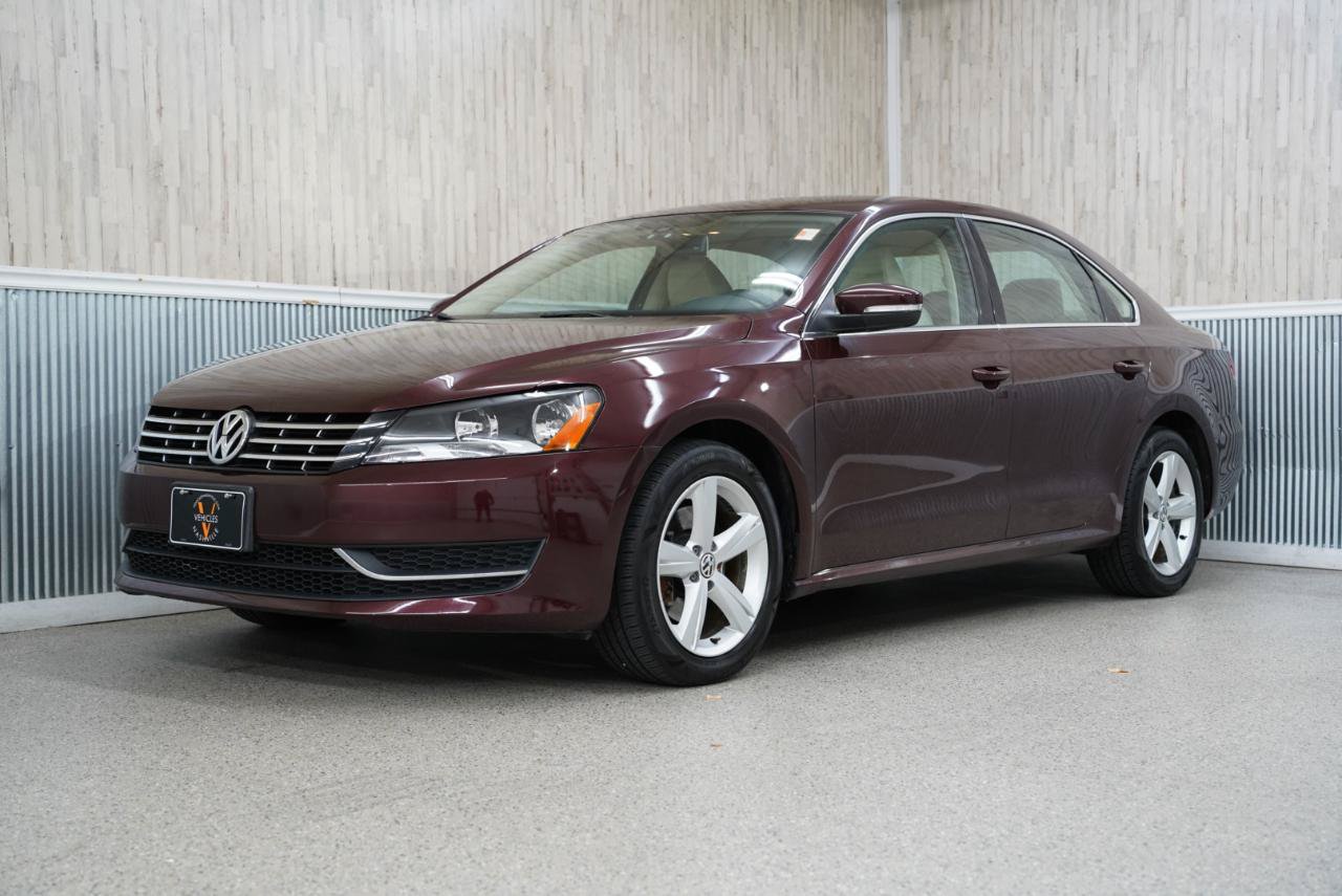 Used 2013 Volkswagen Passat TDI SE FWD image 4