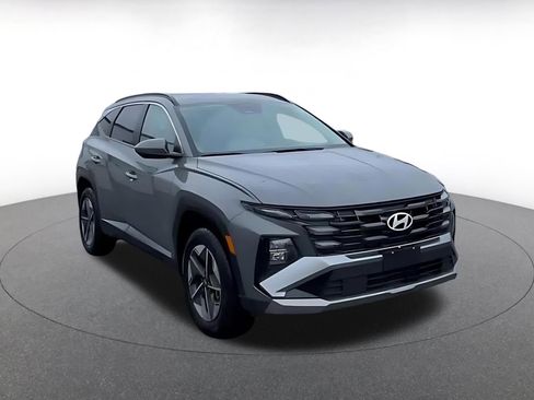 Used 2025 Hyundai Tucson SEL image 3