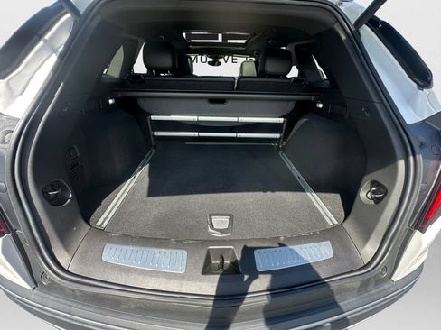 Used 2023 Cadillac XT5 Premium Luxury w/ Technology Package AWD/4WD image 13