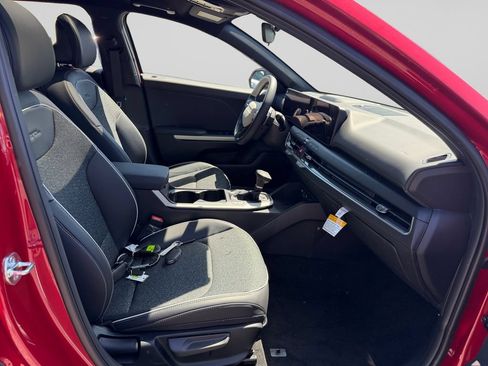 Certified 2025 Kia K4 EX w/ GT-Line Sunroof Package FWD image 17