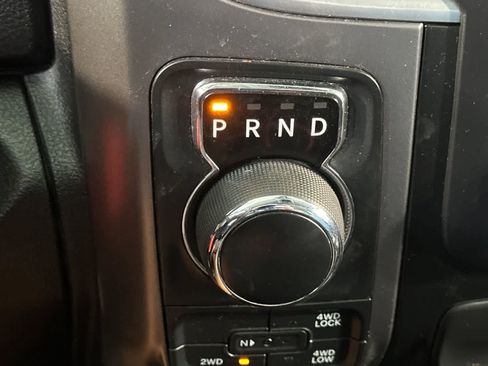 Used 2021 RAM 1500 Classic SLT AWD/4WD image 23