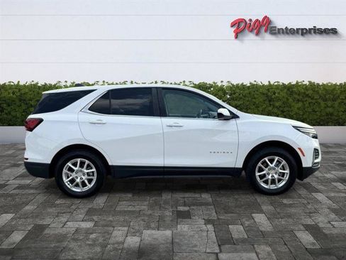 Used 2024 Chevrolet Equinox LT AWD/4WD image 7