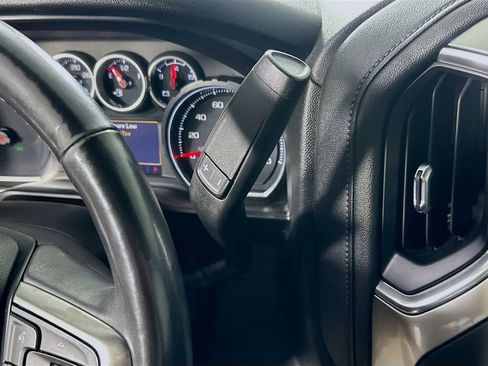 Used 2021 Chevrolet Silverado 1500 LT AWD/4WD image 30