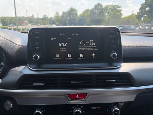 Used 2021 Kia Telluride S FWD image 20