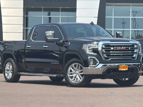 Used 2022 GMC Sierra 1500 SLT w/ SLT Premium Plus Package AWD/4WD image 2