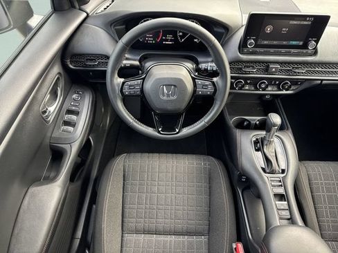 Used 2024 Honda HR-V Sport image 16
