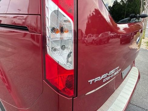 Used 2019 Ford Transit Connect Titanium w/ Driver-Assist Package FWD image 13