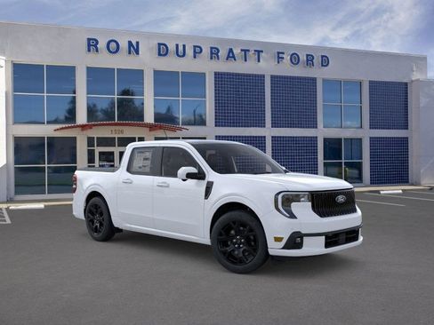 New 2025 Ford Maverick Lobo image 8