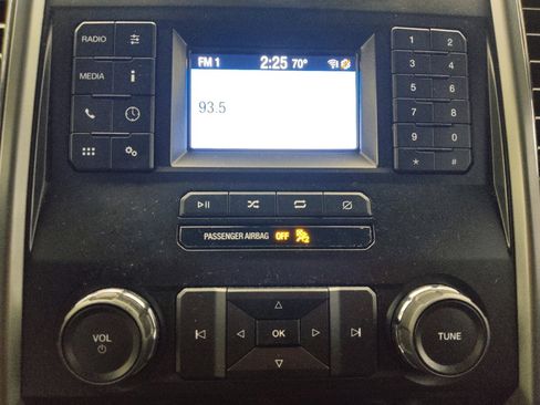 Used 2018 Ford F150 XLT w/ Equipment Group 301A Mid AWD/4WD image 25